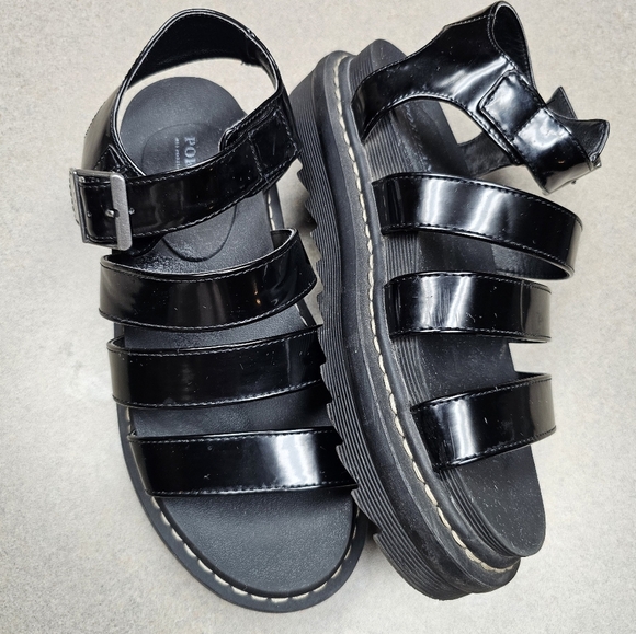 Portland Dolly Women Sz 6.5 black faux leather chunky strappy platform sandals - Picture 10 of 13